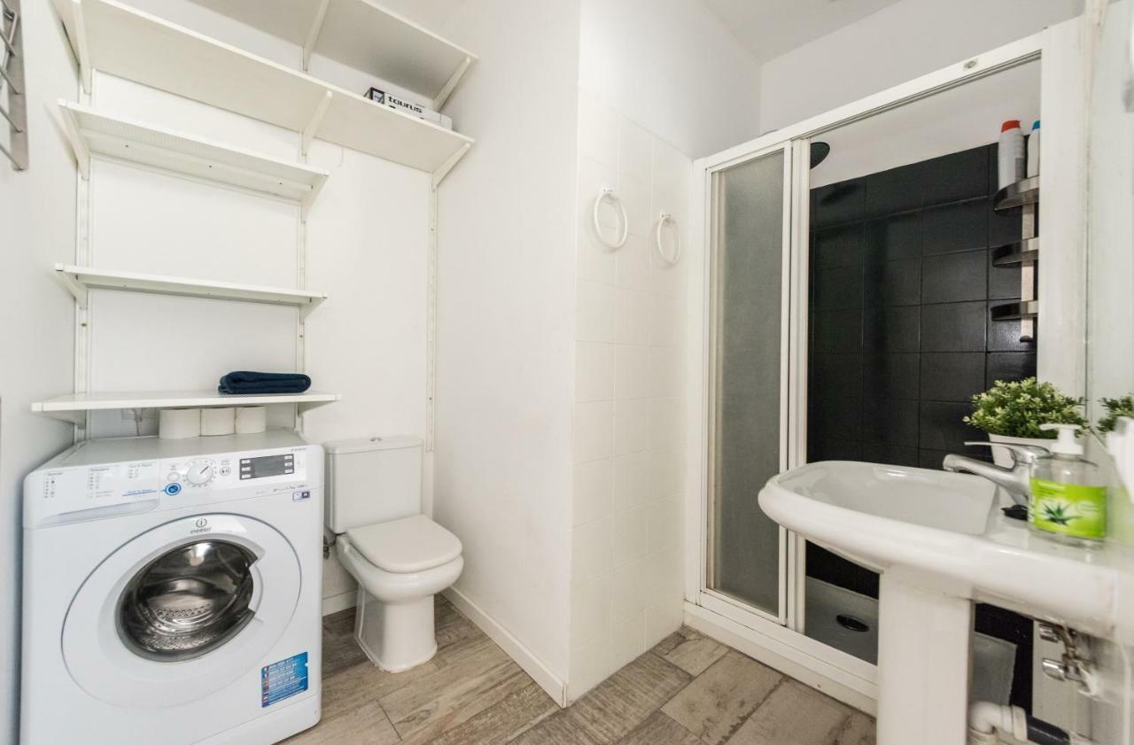 Апартаменты Apartamento En Sol, Madrid Centro Экстерьер фото